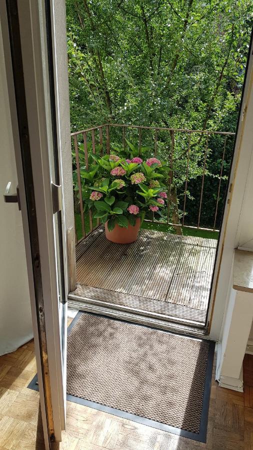 Stadtnahe Wohnung Mit Kl.Balkon Und Parkplatz Ольденбург Экстерьер фото